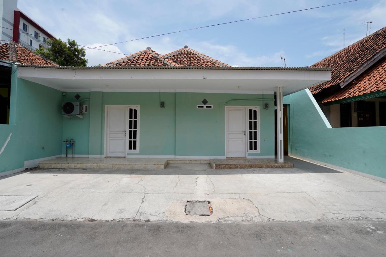 Oyo 91389 Anggrek Residence Syariah Soreang Exterior foto