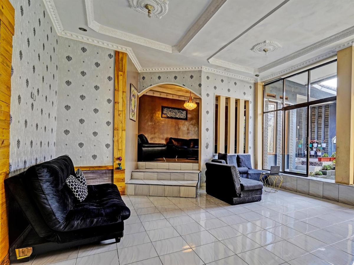 Oyo 91389 Anggrek Residence Syariah Soreang Exterior foto